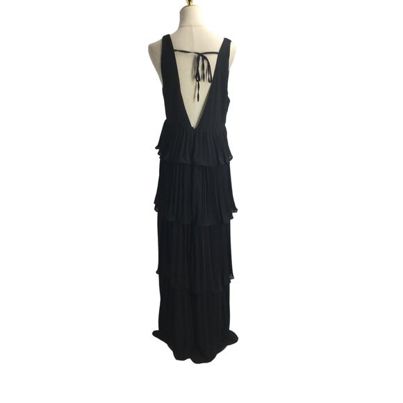 LULU'S SZ M Mesmerizing Essence Black Pleated Backless Tiered Maxi Dress NEW B26 - Picture 4 of 10